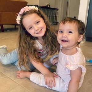 Meet your Posher, Isela